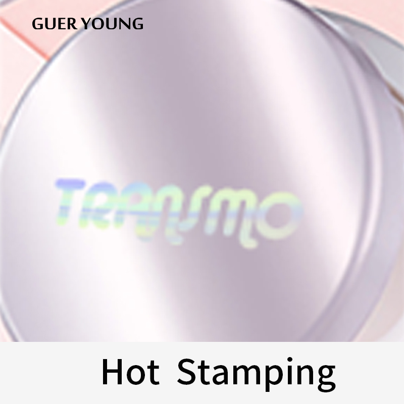 Processo de hot stamping de logo em tubo cosmético